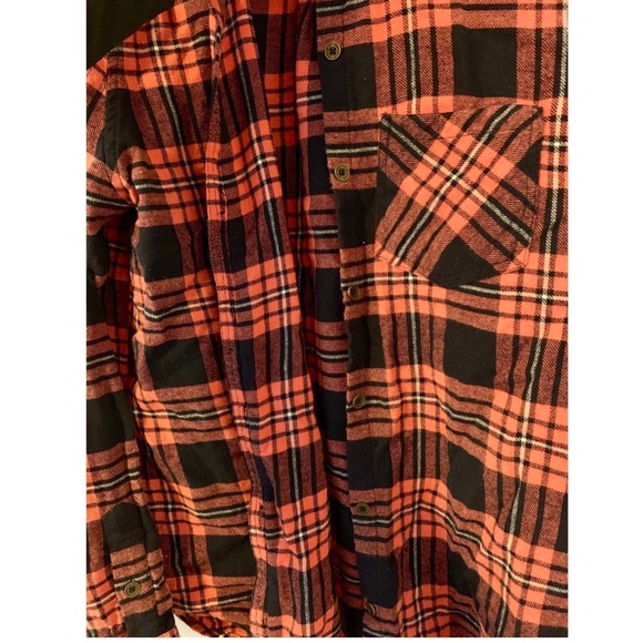 PLAD TOP🧡 - Picture 2 of 4